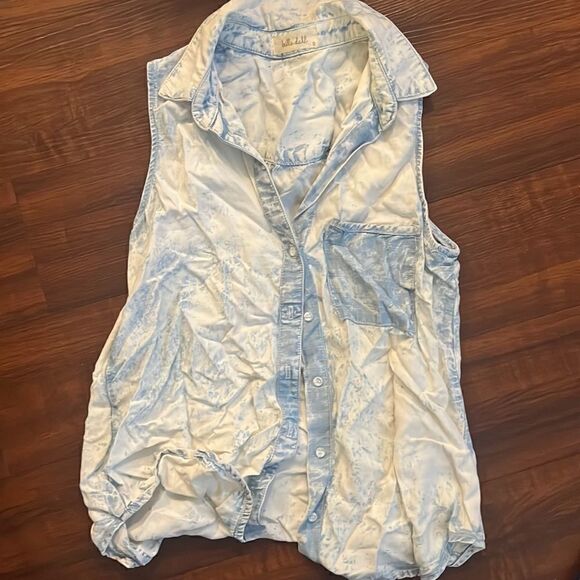 Bella Dahl - Jean Shirt - Collared Sleeveless Shirt - Jean like Shirt - Like NEW - Picture 1 of 4